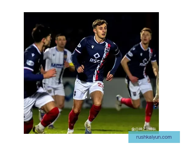 水晶宫青训实力不断提升，培养出多名有潜力的年轻球员