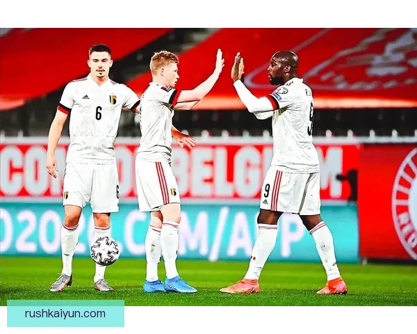 捷克队服红蓝白配色展现国家队新形象，值得关注状态提升